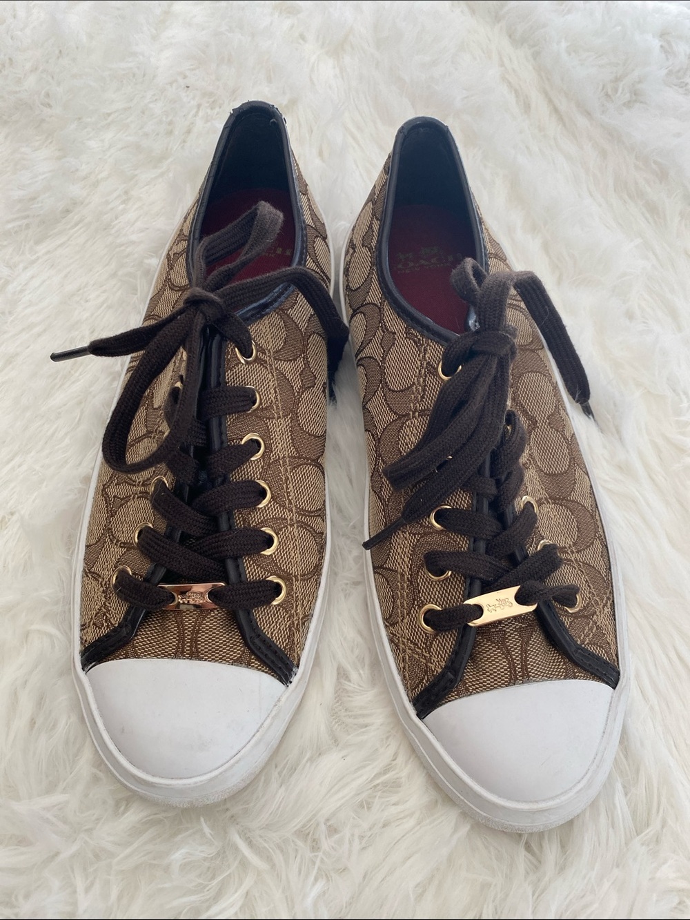Coach Empire Signature Logo Sneakers. Size 8.5.